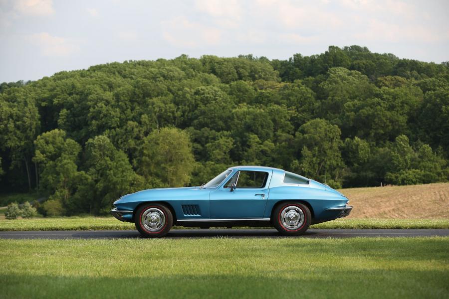  Chevrolet Corvette Stingray 1967 года  (фото 12 из 26)